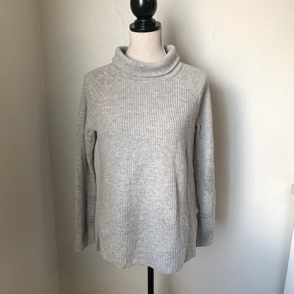 VINCE side zip cowl neck gray sweater size S - Picture 3 of 11